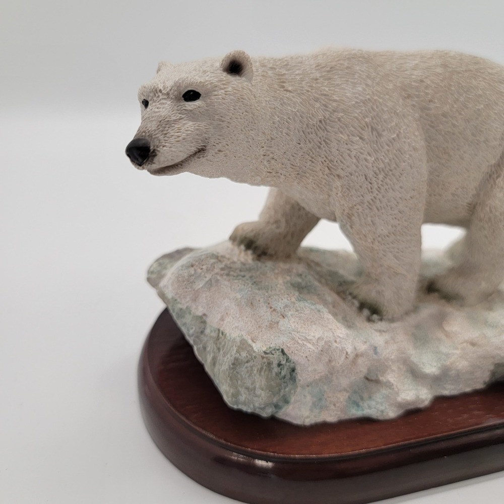 Smiling Polar Bear Statue Walking On Ice With Wooden Base 6"x4"x4" - Picture 2 of 12